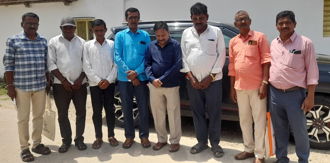 మురళీధర్ దేశ్ పాండే గారికి నివాళులు అర్పించిన కళాకారులు