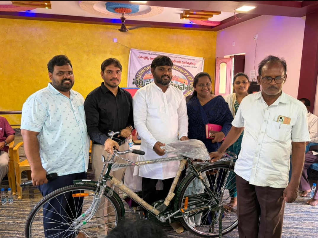 ఎంపీపీని సన్మానించిన మండల పాస్టర్స్ ఫెలోషిప్ సభ్యులు